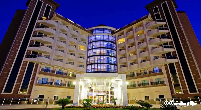 نمای ساختمان هتل ساترن پلس ریزورت 